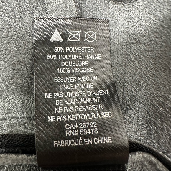 House of Harlow Black Vegan Leather Top - Size S - Picture 13 of 13